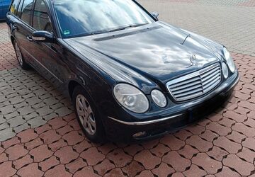 Mercedes-Benz E 280 317.000 km 2.950 &euro; Lemgo 32657