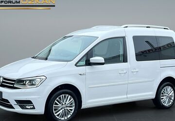 VW Caddy 139.573 km 18.999 &euro; Löhne 32584