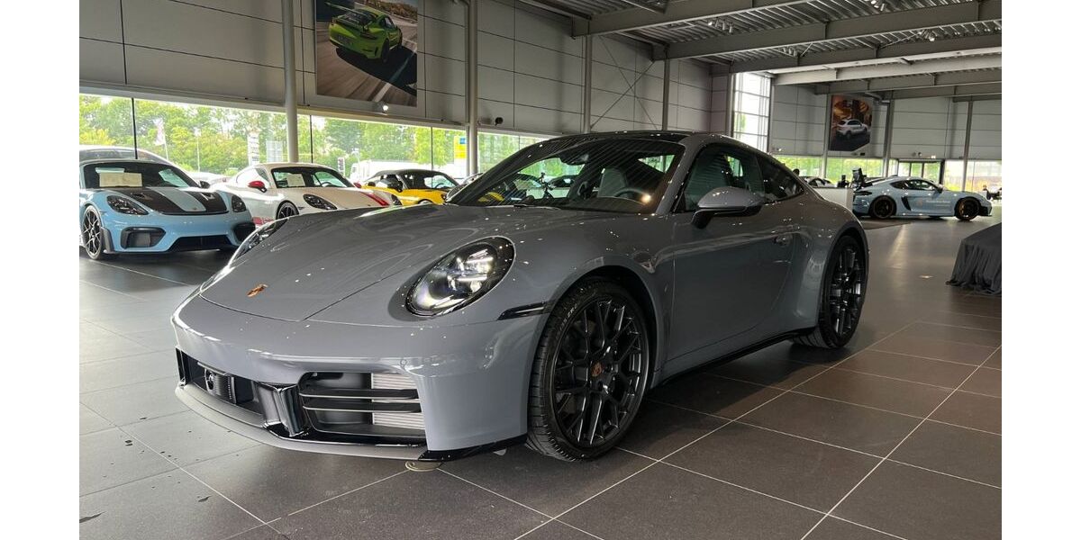 Porsche 992 9.900 km 156.900 &euro; Minden 32429