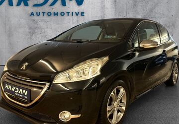 Peugeot 208 102.627 km 4.990 &euro; Minden 32427