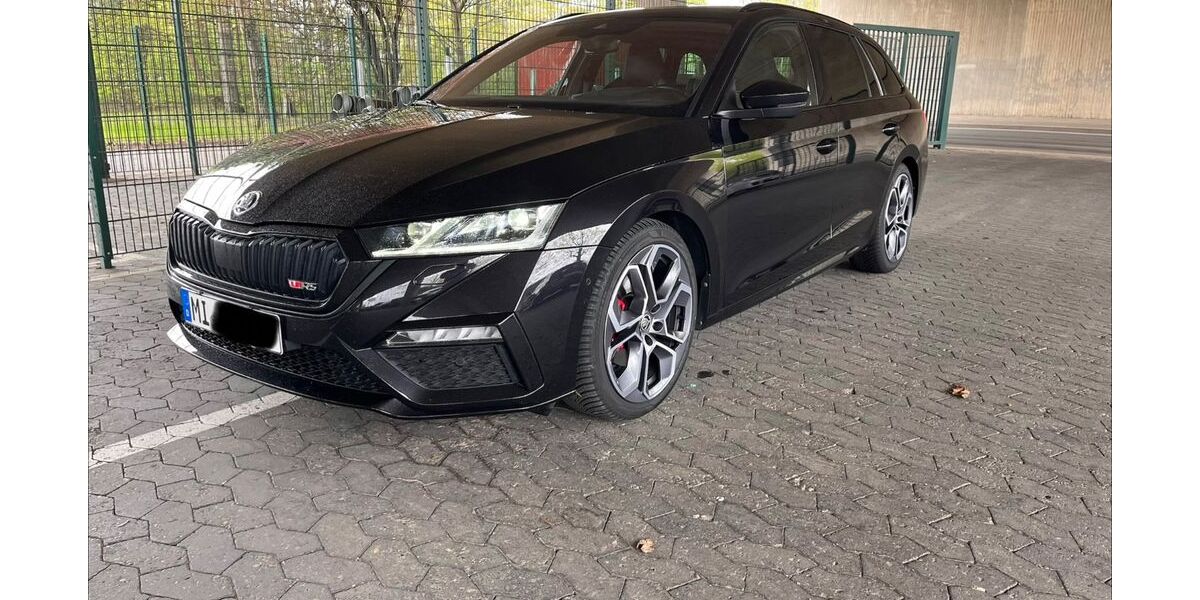 Skoda Octavia 49.943 km 32.499 &euro; Minden 32423