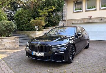 BMW 750 233.800 km 54.900 &euro; Lemgo 32657