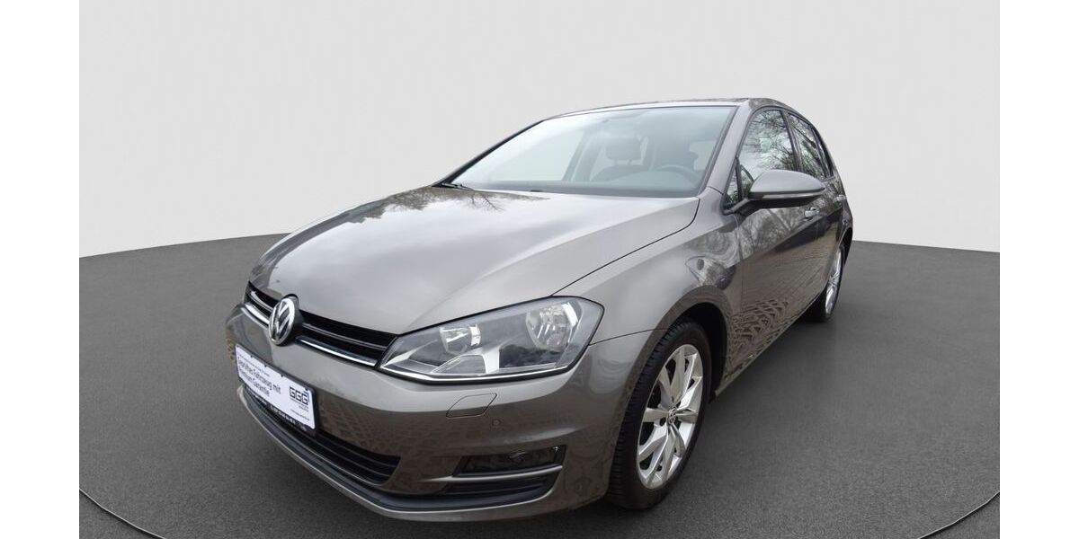 VW Golf 92.340 km 13.499 &euro; Löhne 32584