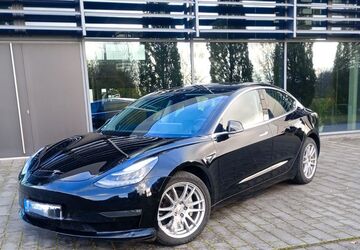 Tesla Model 3 186.500 km 19.300 &euro; Bad Salzuflen 32107