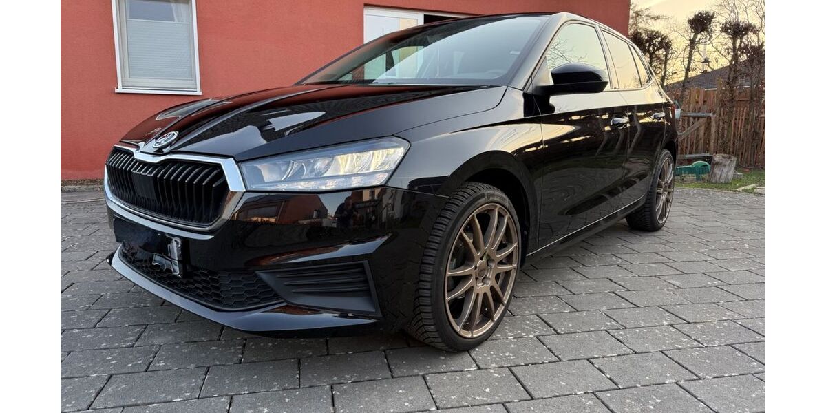 Skoda Fabia 40.224 km 14.950 &euro; Bünde 32257