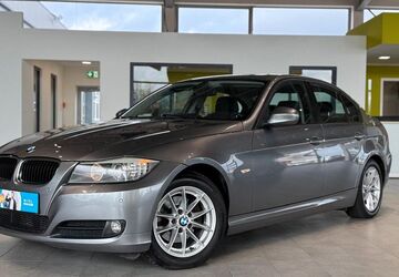 BMW 318 202.921 km 8.995 &euro; Herford 32052