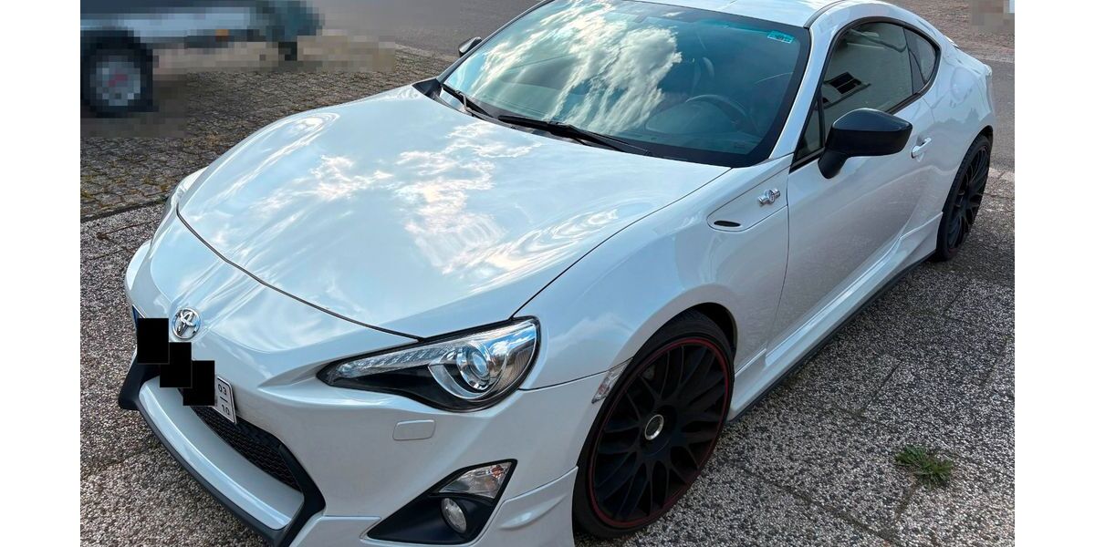 Toyota GT86 85.504 km 22.999 &euro; Kirchlengern 32278