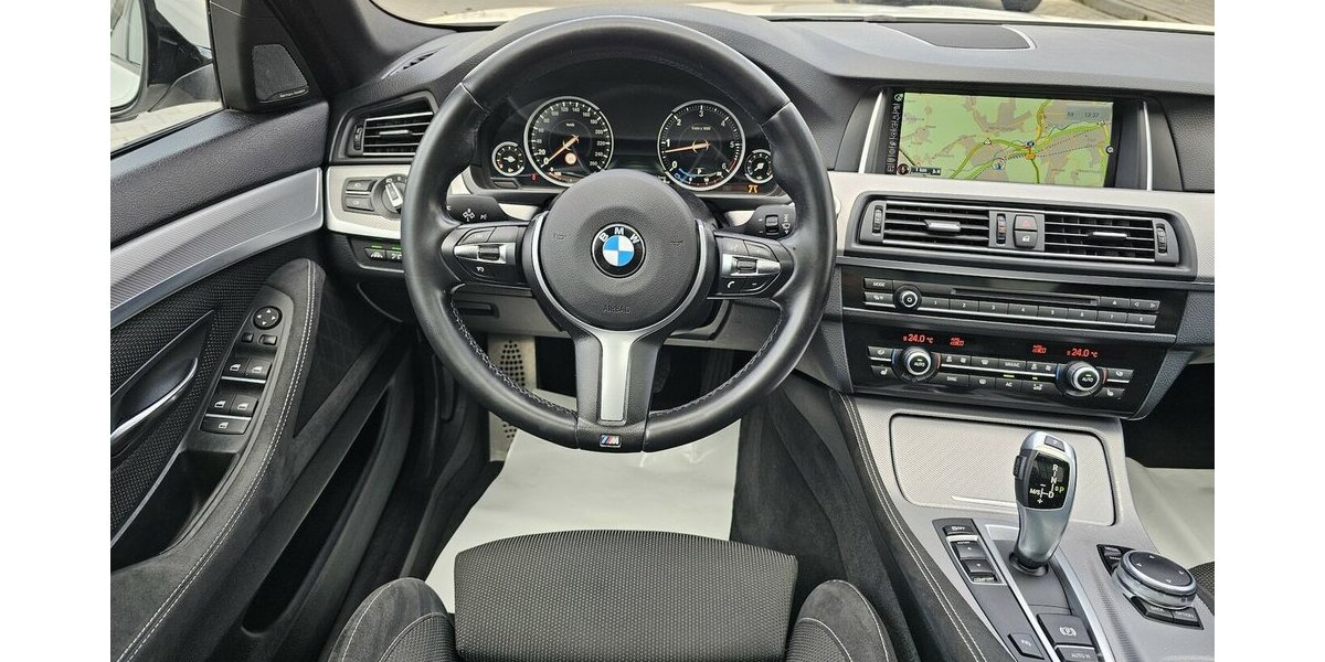 BMW 530d M Sportpaket NAVI Prof. LEDER PANO. H&K 153.650 km 23.990 &euro; Löhne 32584