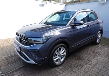 VW T-Cross 5.954 km 25.990 &euro; Bad Oeynhausen 32545