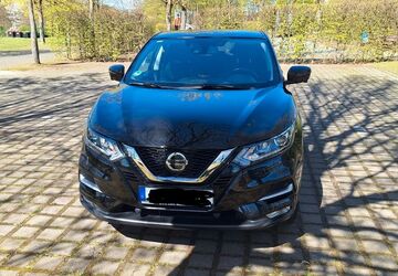 Nissan Qashqai 71.000 km 14.300 &euro; Hiddenhausen 32120