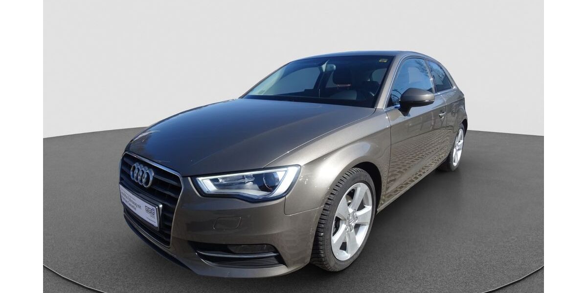 Audi A3 118.757 km 11.990 &euro; Löhne 32584