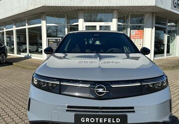 Opel Grandland (X) 6.001 km 37.990 &euro; Porta Westfalica 32457