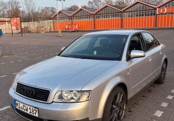 Audi A4 265.000 km 2.600 &euro; Hille 32479