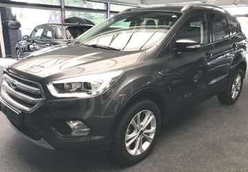 Ford Kuga 46.000 km 15.990 &euro; Minden 32425