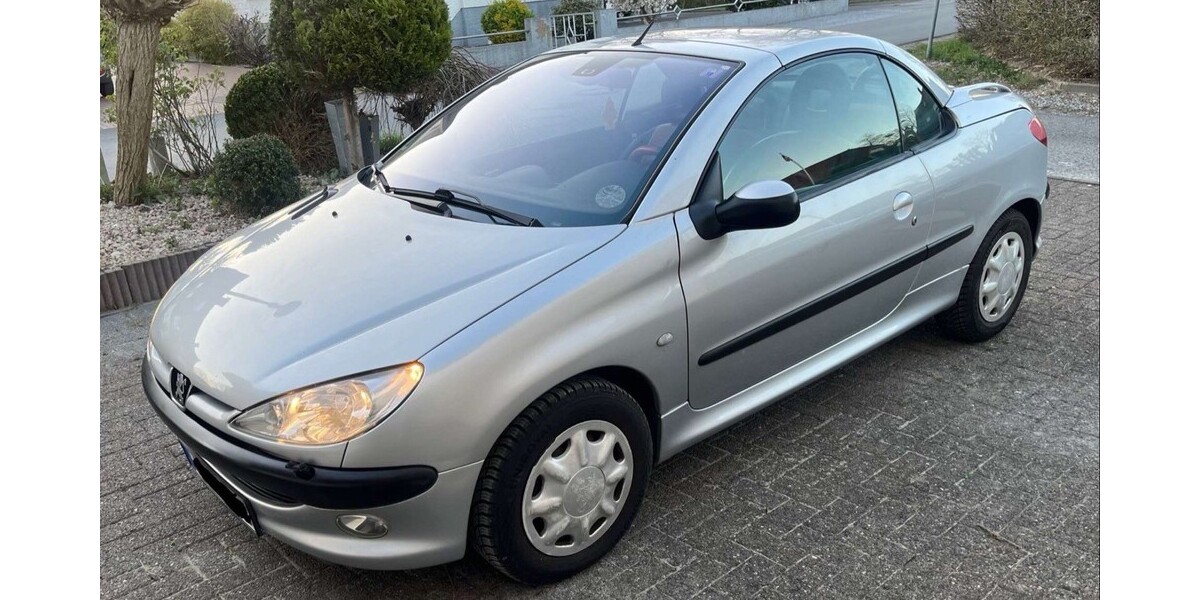Peugeot 206 CC 230.000 km 1.990 &euro; Enger 32130