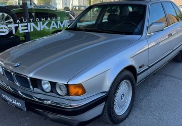 BMW 730 288.000 km 9.890 &euro; Bad Salzuflen 32105