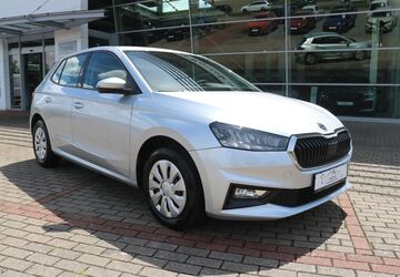 Skoda Fabia 65.000 km 10.900 &euro; Bückeburg 31675