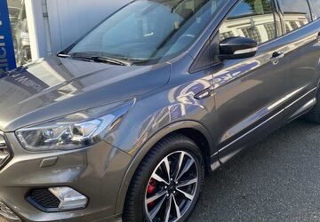 Ford Kuga 131.630 km 16.985 &euro; Petershagen 32469