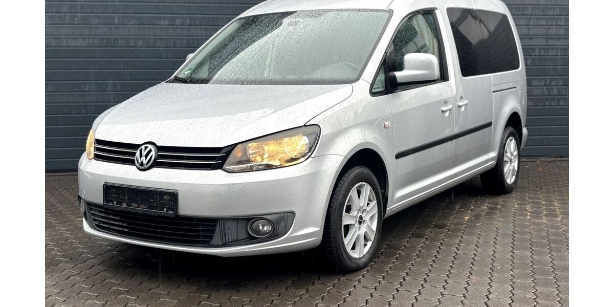 VW Caddy 217.212 km 9.700 &euro; Bückeburg 31675