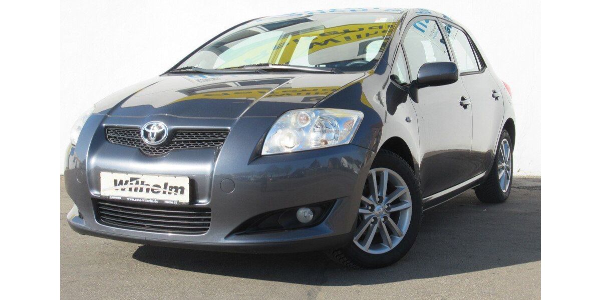 Toyota Auris 119.500 km 6.990 &euro; Hüllhorst 32609