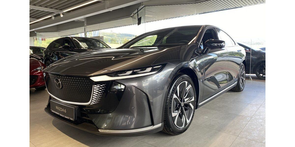 Mazda 6e 3.000 km 40.900 &euro; Rinteln 31737