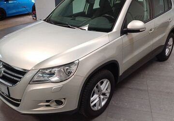VW Tiguan 107.128 km 7.950 &euro; Bad Oeynhausen 32547