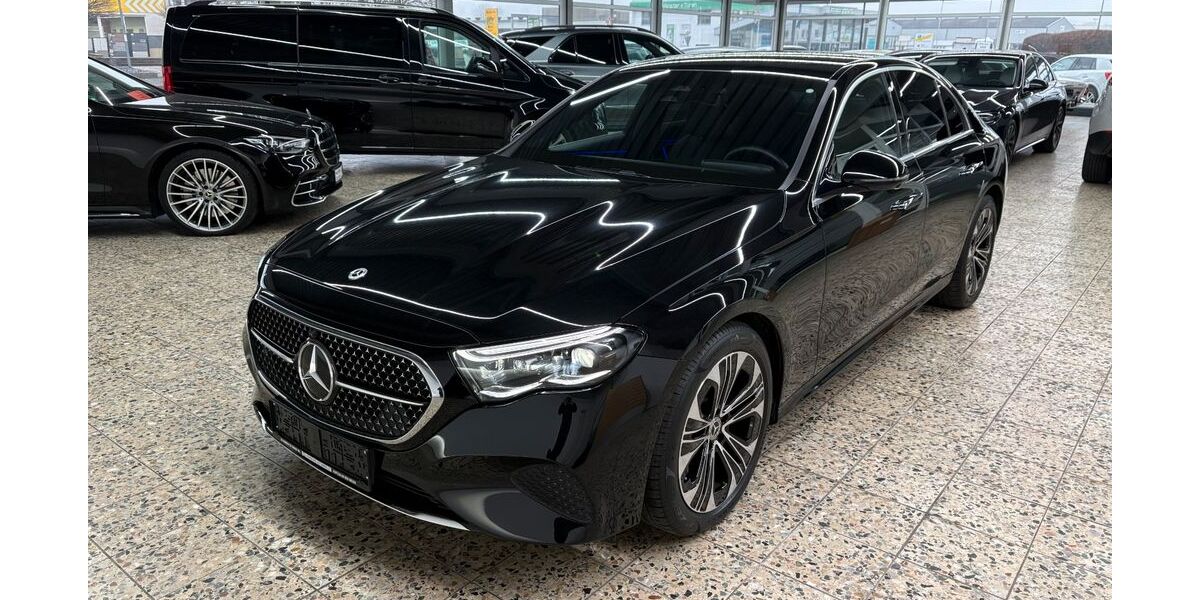 Mercedes-Benz E 200 4.452 km 45.945 &euro; Rinteln 31737