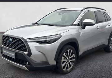 Toyota Corolla Cross 15.200 km 31.990 &euro; Lübbecke 32312