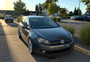 VW Golf 218.000 km 6.000 &euro; Bad Oeynhausen 32547