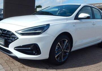 Hyundai i30 17.999 km 24.790 &euro; Petershagen / Lahde 32469