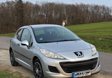 Peugeot 207 159.000 km 2.199 &euro; Herford 32049