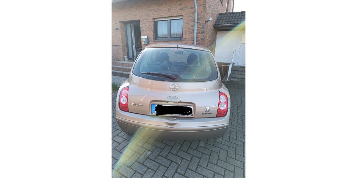 Nissan Micra 85.600 km 3.000 &euro; Minden 32423