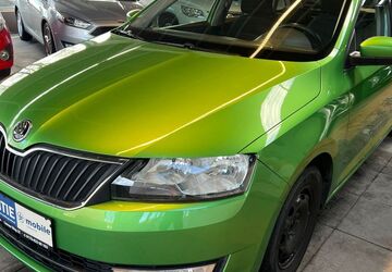Skoda Rapid 110.000 km 7.999 &euro; Lemgo 32657