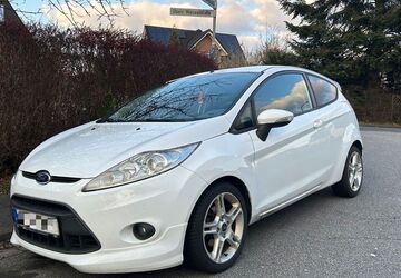 Ford Fiesta 375.000 km 1.649 &euro; Herford 32049