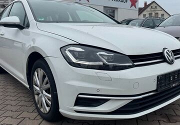VW Golf 199.000 km 9.999 &euro; Löhne 32584