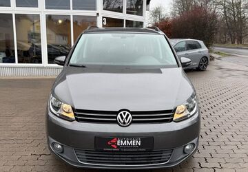 VW Touran 125.000 km 11.990 &euro; Bückeburg 31675