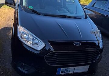 Ford Tourneo Courier 84.000 km 11.500 &euro; Petershagen 32469