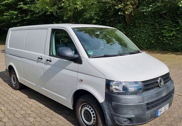 VW T5 Transporter 199.000 km 7.850 &euro; Enger 32130