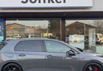 VW Golf 55.400 km 33.490 &euro; Hessisch Oldendorf 31840