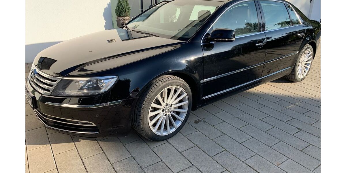 VW Phaeton 225.000 km 19.500 &euro; Porta Westfalica 32457