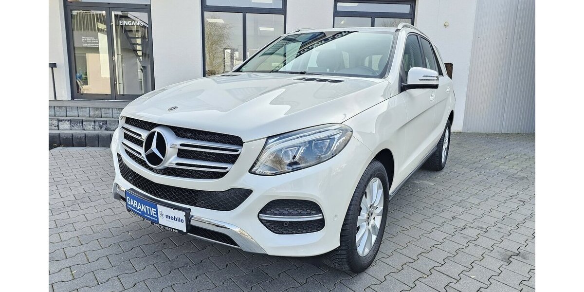 Mercedes-Benz GLE 350 d 4Matic LEDER NAVI AHK LED AUS 2.HAND 139.991 km 32.990 &euro; Löhne 32584