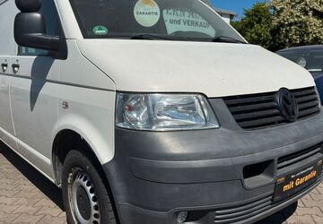 VW T5 Transporter 130.000 km 8.999 &euro; Löhne 32584