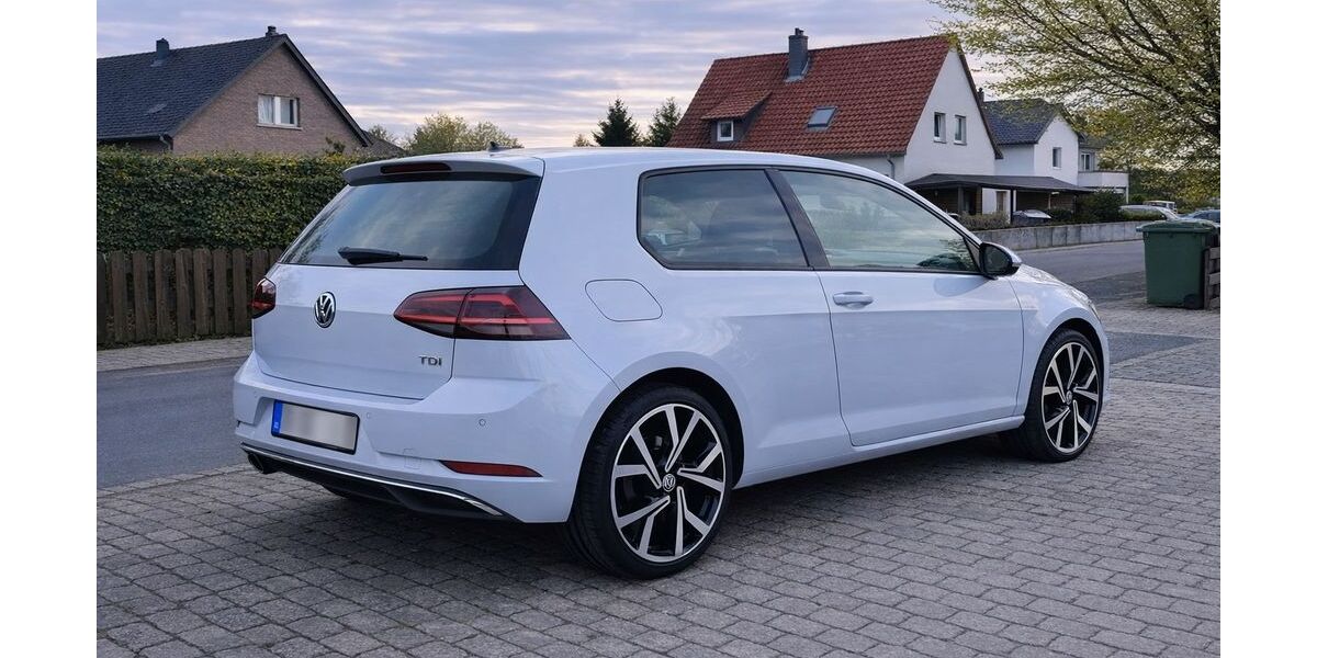 VW Golf 154.000 km 11.500 &euro; Kirchlengern 32278