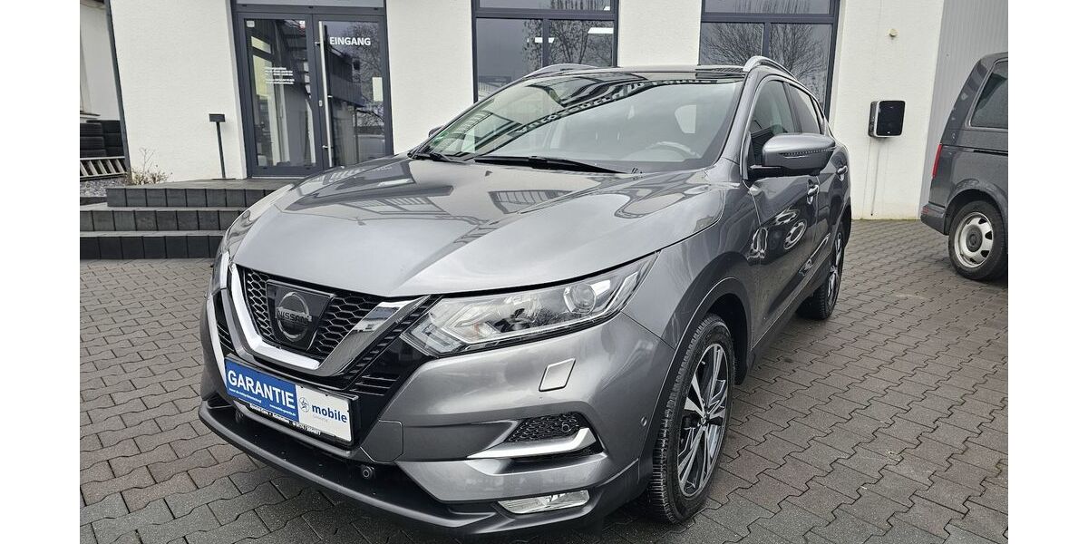 Nissan Qashqai 129.421 km 11.990 &euro; Löhne 32584