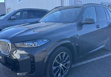 BMW X5 22.497 km 77.890 &euro; Bad Salzuflen 32108