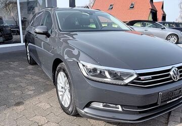 VW Passat Variant 165.000 km 16.890 &euro; Porta Westfalica 32457