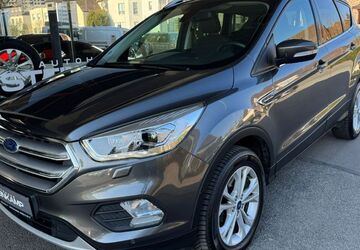 Ford Kuga 150.000 km 13.490 &euro; Bad Salzuflen 32105