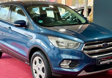 Ford Kuga 46.000 km 15.590 &euro; Rinteln 31737