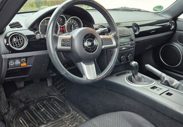 Mazda MX-5 99.300 km 10.990 &euro; Hessisch Oldendorf 31840