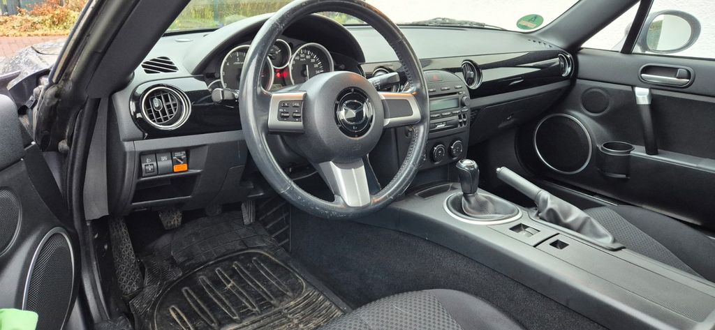 Mazda MX-5 99.300 km 10.990 &euro; Hessisch Oldendorf 31840